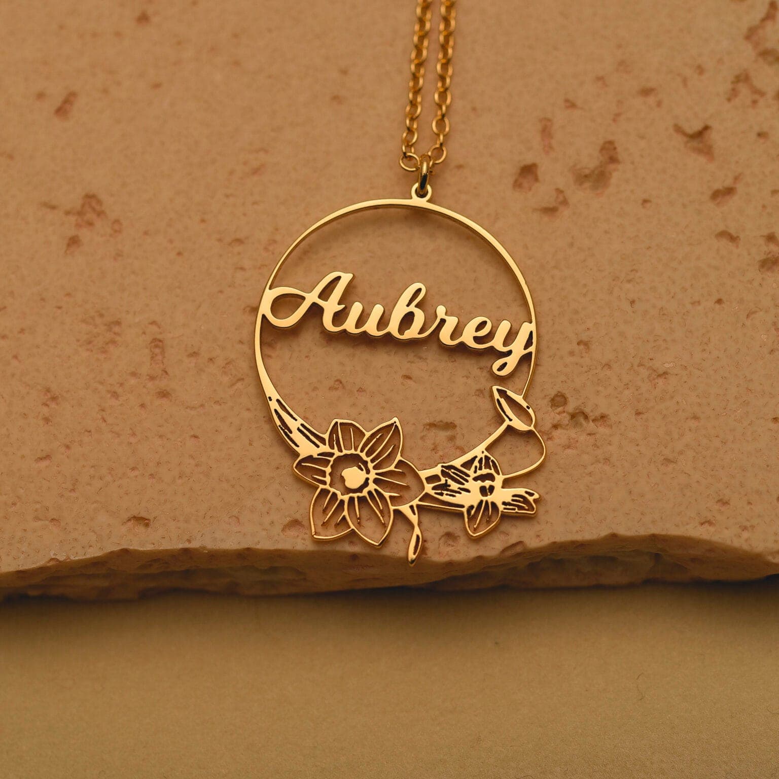Personalized Birthflower Name Necklace