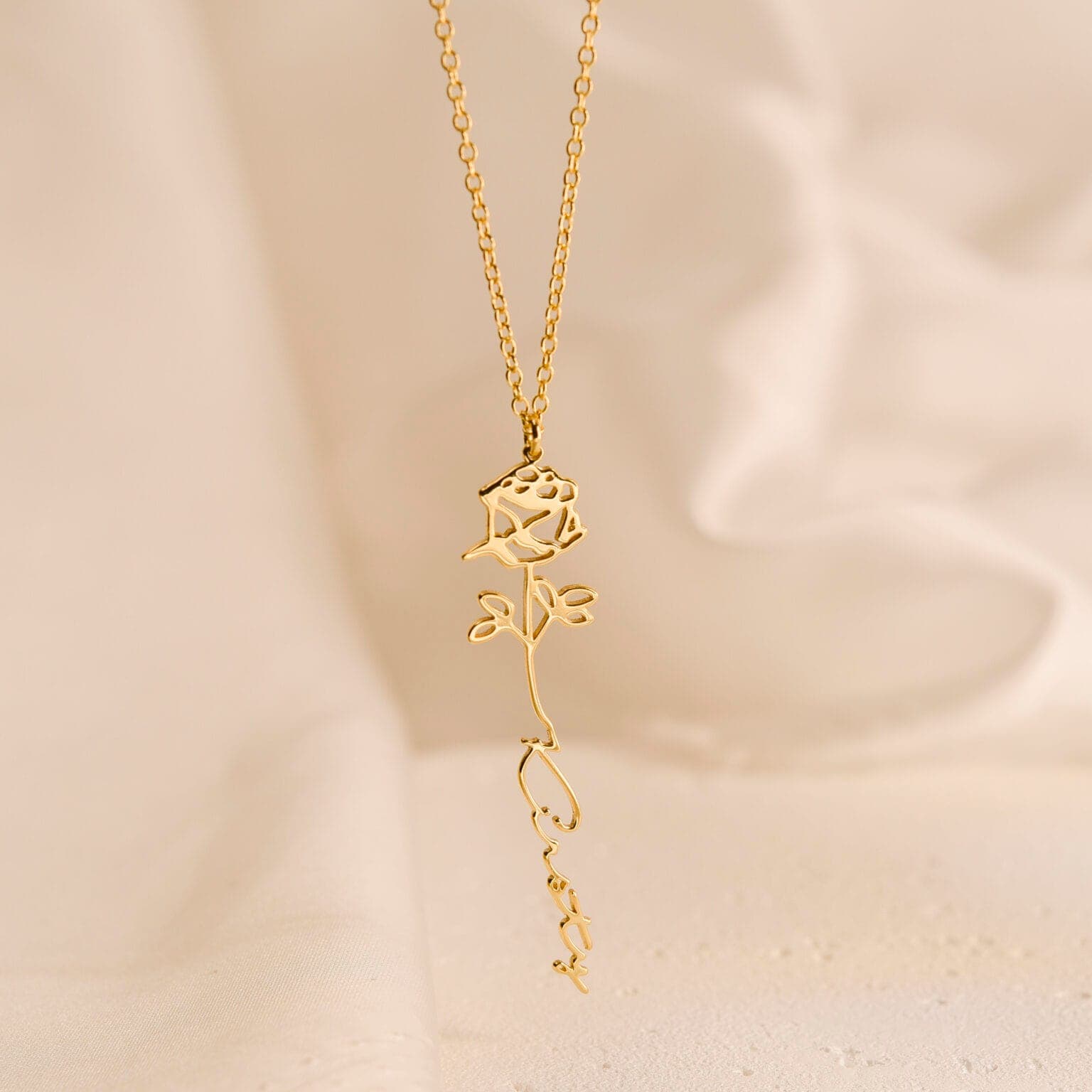 Personalized Birthflower Name Necklace