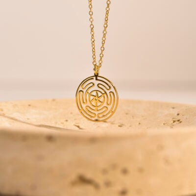 Dainty hecate necklace 1