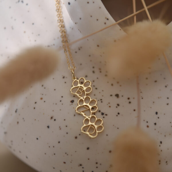 Paw print name necklace 4