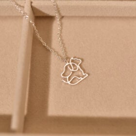 Tiny cat necklace 3