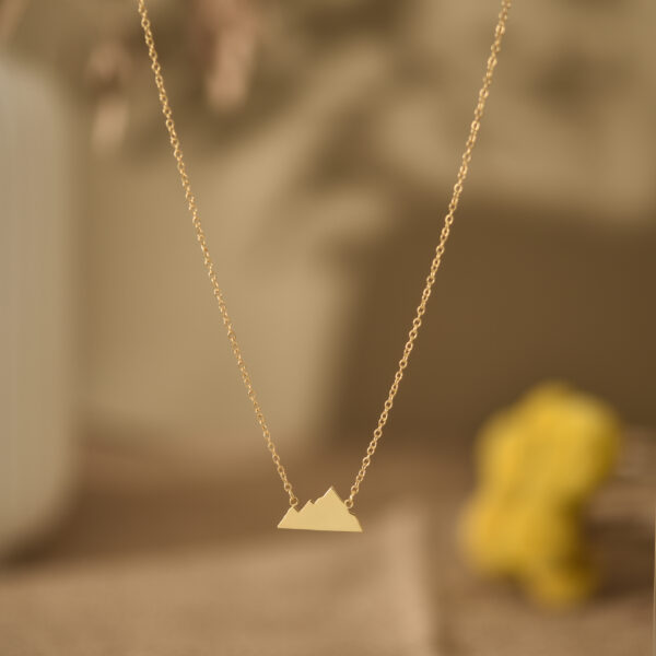 Mountain necklace 1