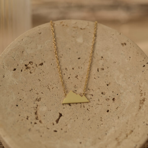 Mountain necklace 3